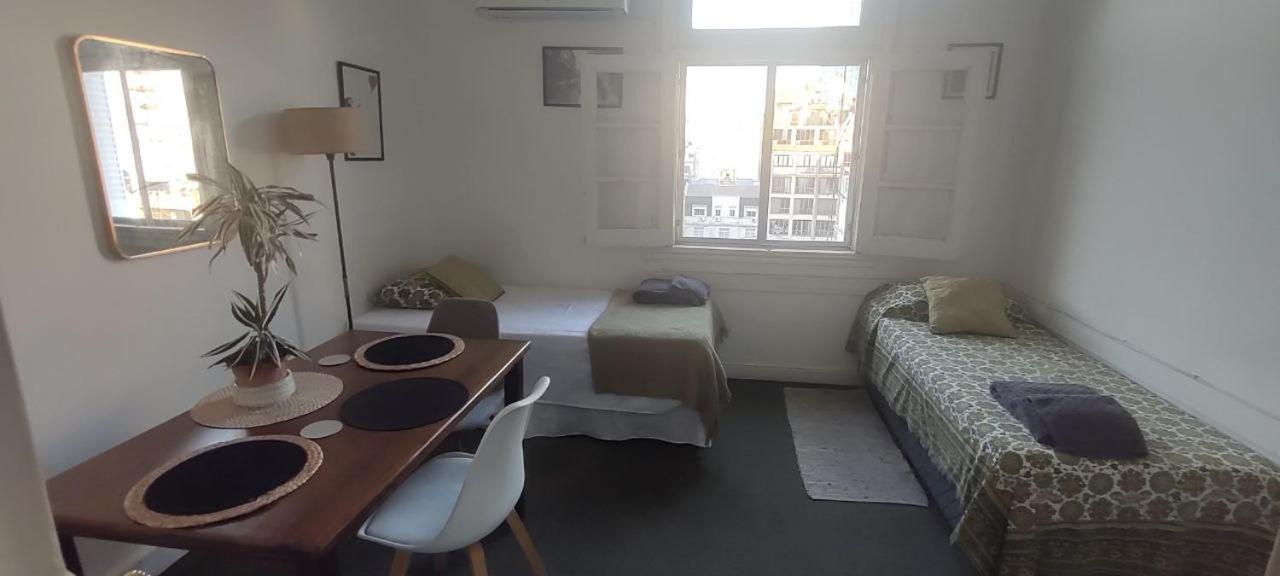 Amplio, Tranquilo Y Muy Luminoso Departamento De 3 Ambientes A Metros Del Obelisco Y Del Teatro Colon Apartment Buenos Aires Bagian luar foto