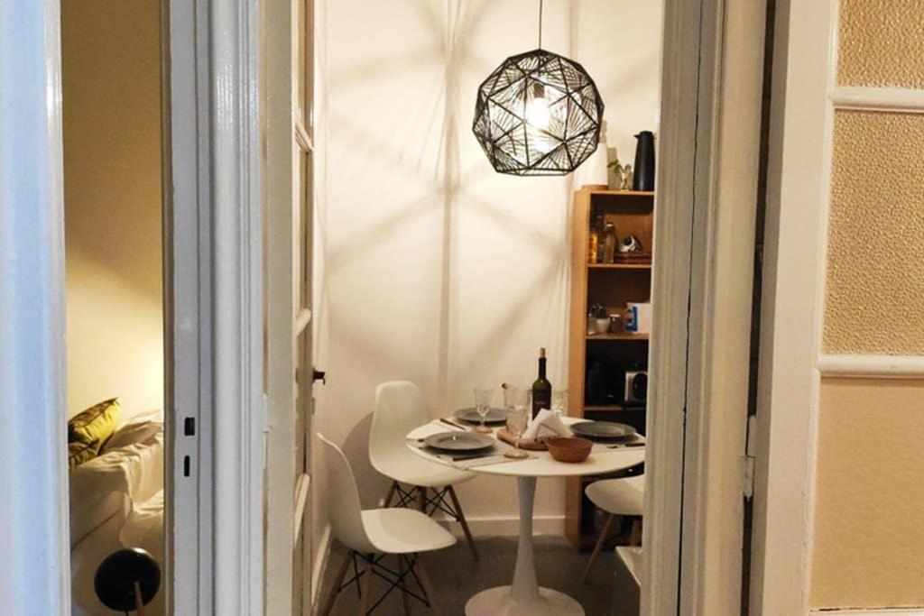 Amplio, Tranquilo Y Muy Luminoso Departamento De 3 Ambientes A Metros Del Obelisco Y Del Teatro Colon Apartment Buenos Aires Bagian luar foto